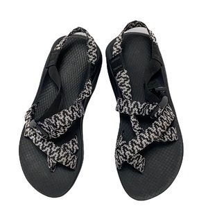 Chaco Black Grey Hiking Water Toe-Loop Sandals 7